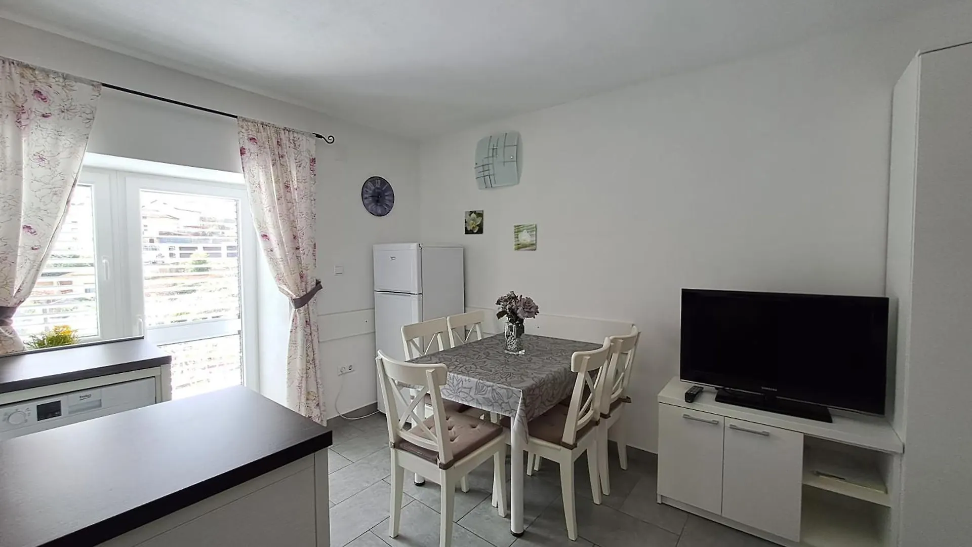 Greta Apartment Vrbnik  Croatia