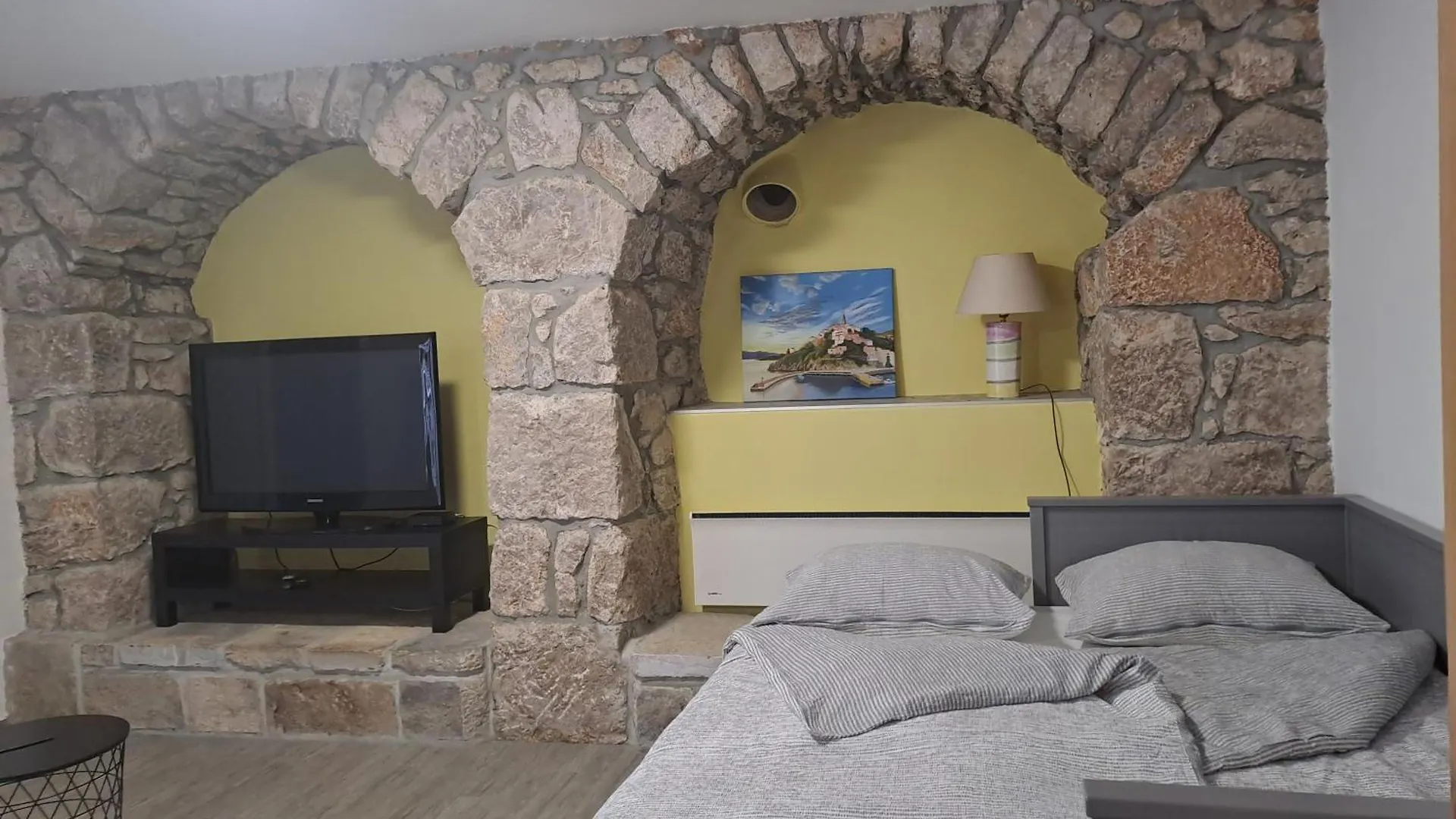 Greta Apartment Vrbnik  Croatia