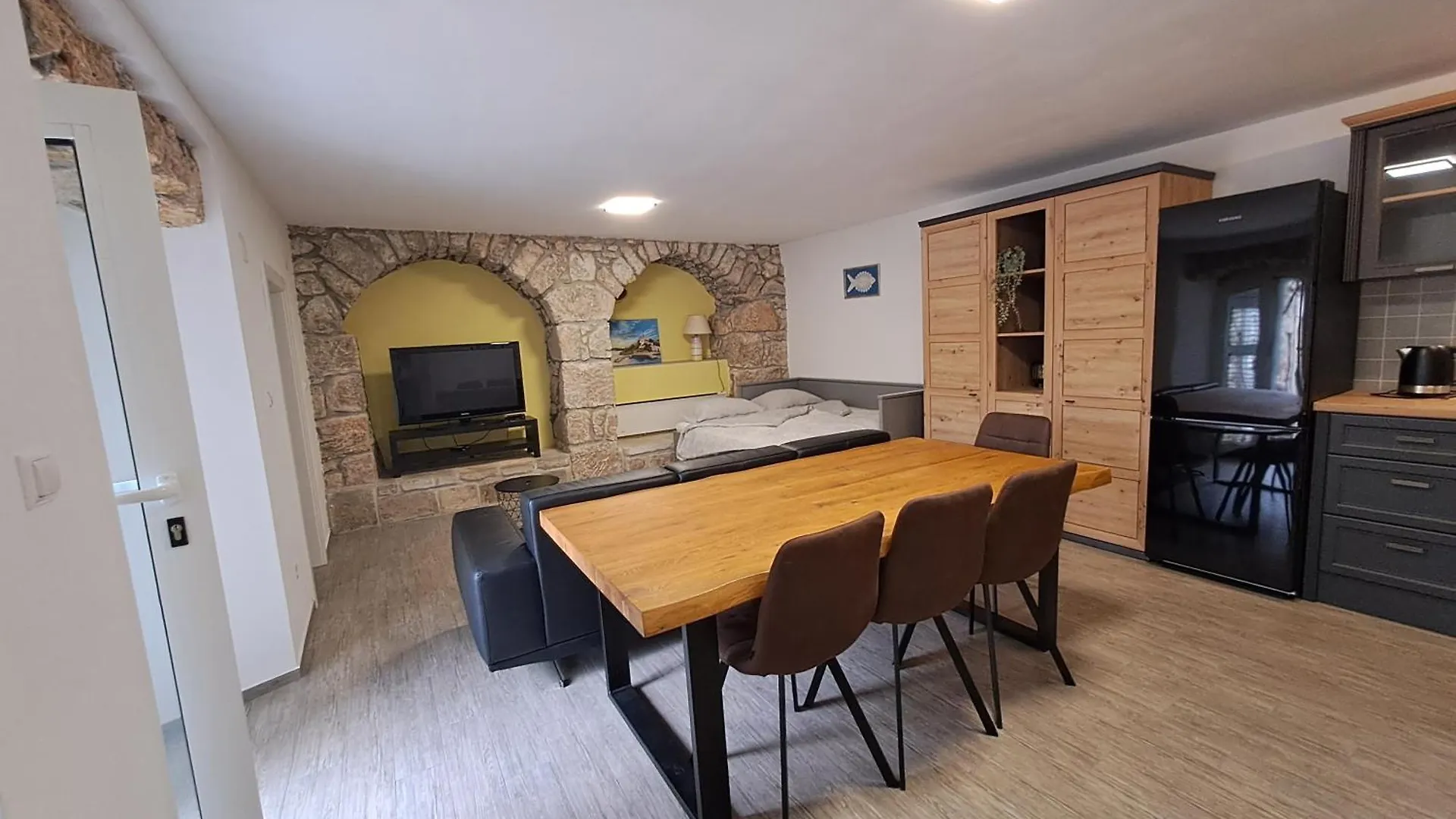 Greta Apartment Vrbnik  Croatia