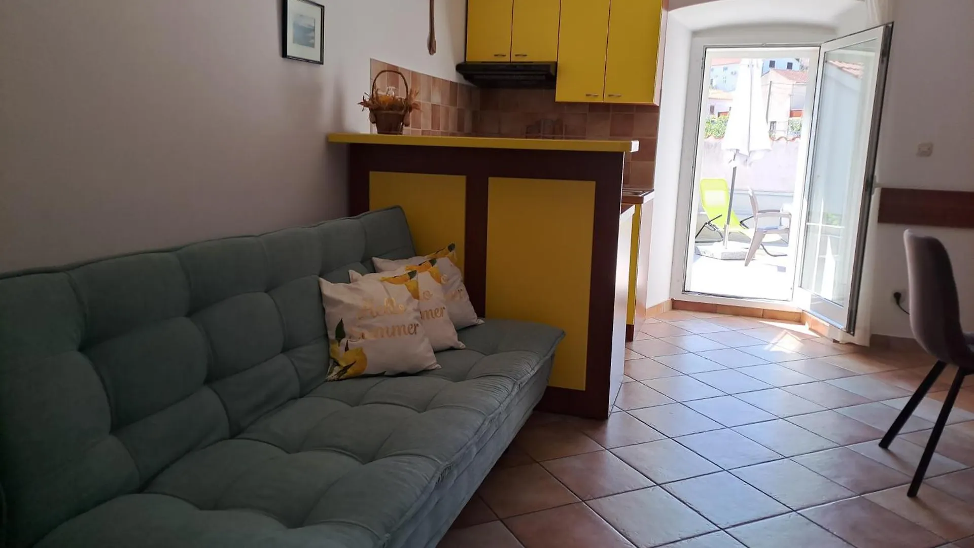 Greta Apartment Vrbnik  Croatia